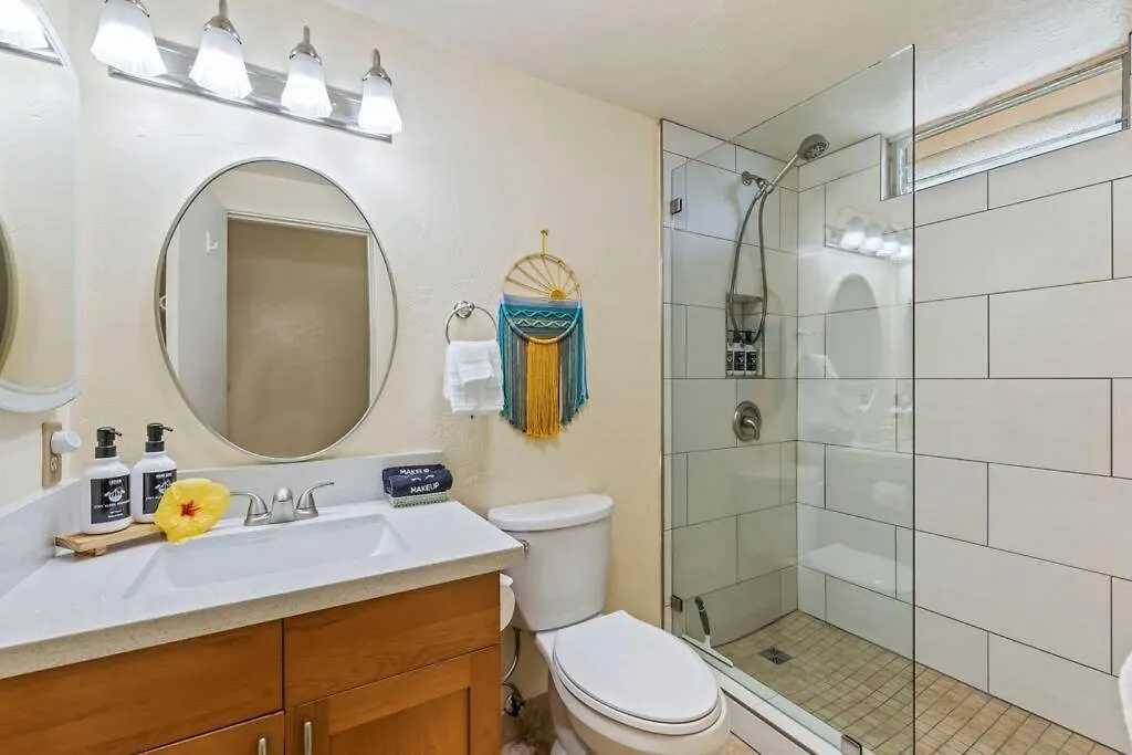 Nani Kai Hale 208- Beachfront 1 Bedroom 2 Bathroom Condo, Oceanview Kihei Appartamento