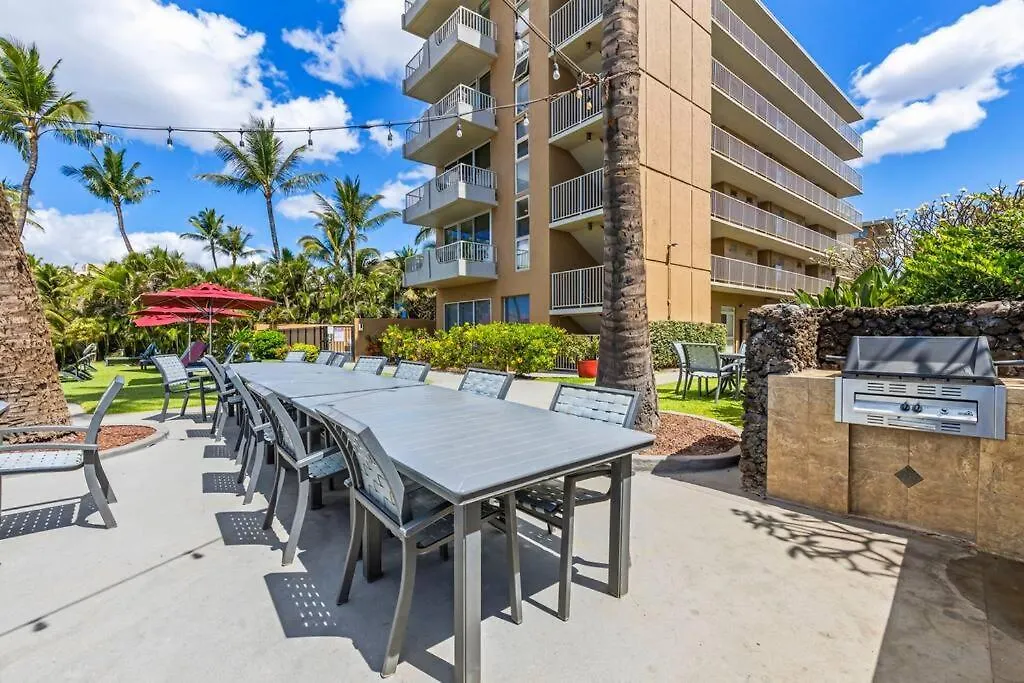 Nani Kai Hale 208- Beachfront 1 Bedroom 2 Bathroom Condo, Oceanview Kihei 0*,